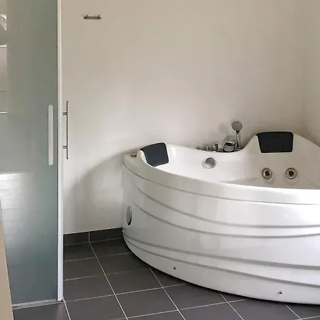 8 Person In Holiday home Ansager