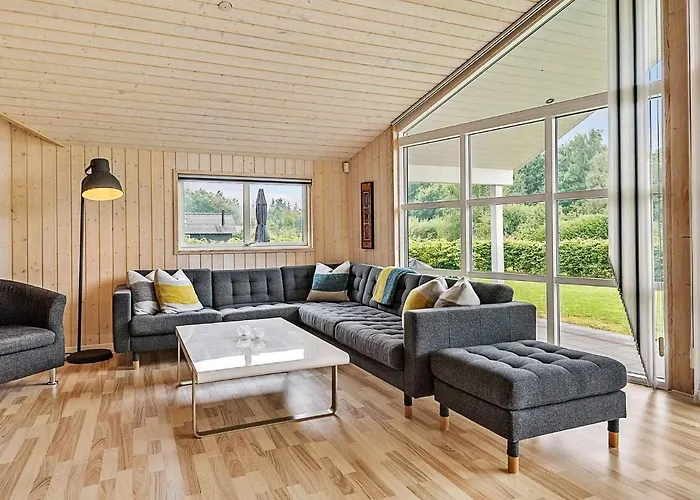 Holiday home 8 Person In *